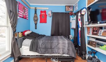 414 E 2nd St, Augusta, KY 41002
