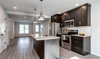 2555 Spark St, Fitchburg, WI 53711