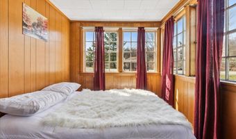 95 Bellwater Ave, Barton, VT 05822
