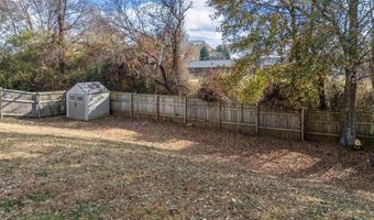 135 Castleton Cir, Boiling Springs, SC 29316