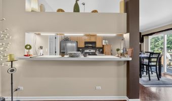 1148 Sawmill Ln, Algonquin, IL 60102