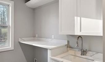 2280 Heidi Dr, Addison Twp., MI 48370