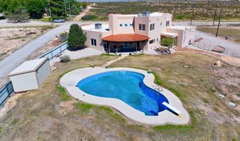 606 Weleka Ln, Carlsbad, NM 88220