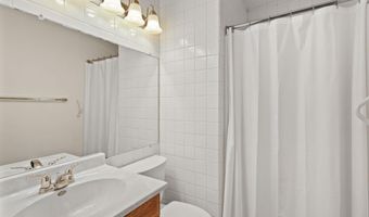 10 Krystana Way, Madison, WI 53711