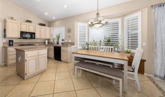 13161 Mugu Ct, Apple Valley, CA 92308