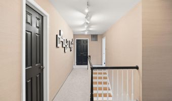 7556 PEPPERELL Dr, Bethesda, MD 20817