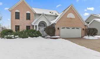 2051 Carlisle St, Algonquin, IL 60102