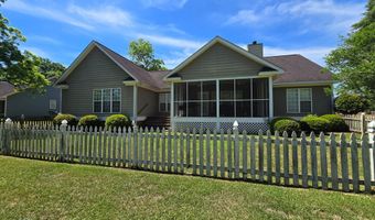 221 Fairway Cir, Americus, GA 31709