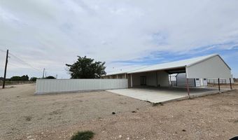 2028 Grayston Rd, Carlsbad, NM 88220