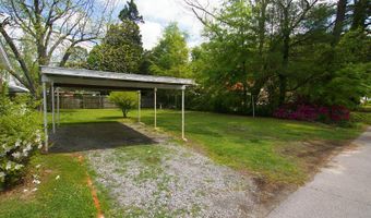 462 Snow Hill St, Ayden, NC 28513