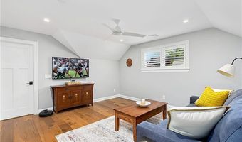 48 TRAVELERS Ct, East Greenwich, RI 02818