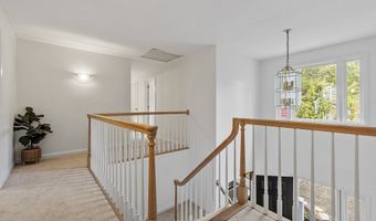 26 Overlook Dr, Acton, MA 01720