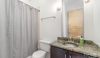 2116 Mcclintock Rd 233, Charlotte, NC 28205