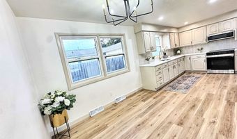 2317 N BAY St, Appleton, WI 54911