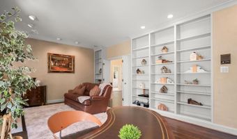1 LAKE POTOMAC Ct, Potomac, MD 20854