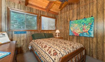 120 Big Barndoor Is, Alton, NH 03810