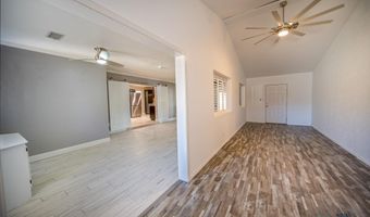 1403 S Country Club Cir, Carlsbad, NM 88220