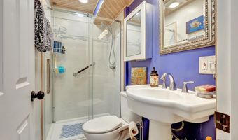 832 N Park St, Anchorage, AK 99508
