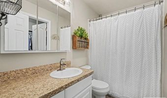 5343 Barton Ct, Ammon, ID 83406