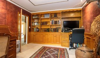 330 Countryside Dr, Ashland, OH 44805
