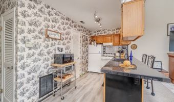 2 Sunrise Dr 6, Alloway, NJ 07462