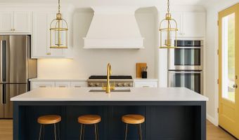 6601 April Bayou Dr, Biloxi, MS 39532