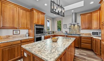 97972 SEA BREEZE Way, Brookings, OR 97415