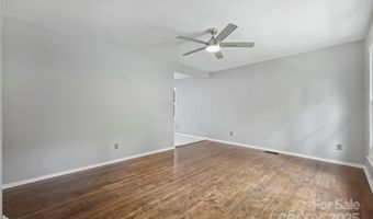 2840 Edsel Pl, Charlotte, NC 28205