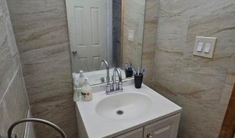 219 N Fountain St, Allentown, PA 18102
