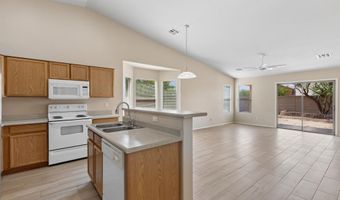 1576 E GABRILLA Dr, Casa Grande, AZ 85122