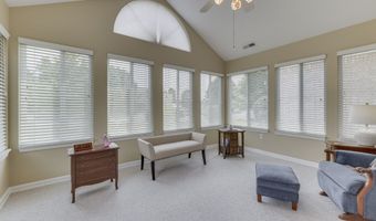 7304 Lake Lakota Pl 44, Indianapolis, IN 46217
