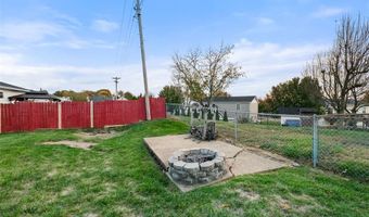 4121 Brook Ridge Dr, Arnold, MO 63010