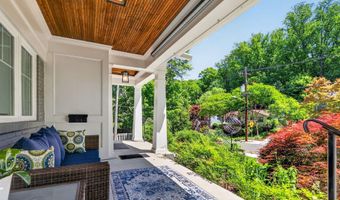 6430 KENHOWE Dr, Bethesda, MD 20817