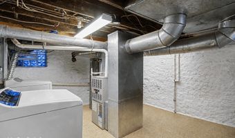 982 Highland St, Columbus, OH 43201