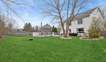 1801 Arbordale Ln, Algonquin, IL 60102