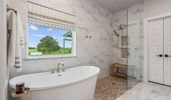 109 County Road 2696, Alvord, TX 76225