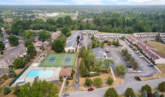 7 Southcreek Ct D, Amherst, NY 14051