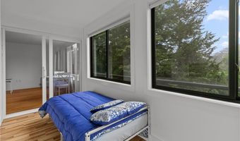 401 Bellevue Ave 214, Newport, RI 02840