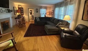 35 Dunning Blvd, Bangor, ME 04401