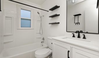 102 NW Sharmin Dr, Ankeny, IA 50023