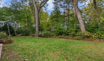 11 Knapton St St, Barrington, RI 02806