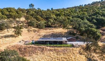 1560 Pinto Dr, Angels Camp, CA 95222
