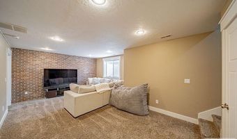 3060 S Chartwell Gdns, Ammon, ID 83406
