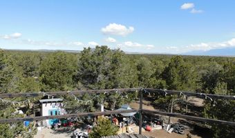 425 Carson Rd S, Carson, NM 87517