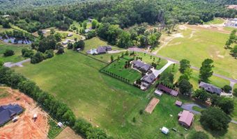 111 Appaloosa Dr, Albertville, AL 35951