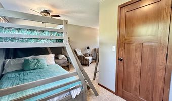 342 Benit Dr 11, Arnolds Park, IA 51331