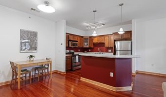 8253 Mayo Dr 103, Madison, WI 53719