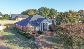 204 Piccadilly, Batesville, MS 38606