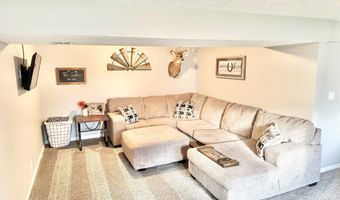 114 N 28 St, Beatrice, NE 68310