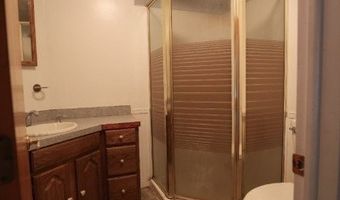 994 Limecrest Rd, Andover, NJ 07848